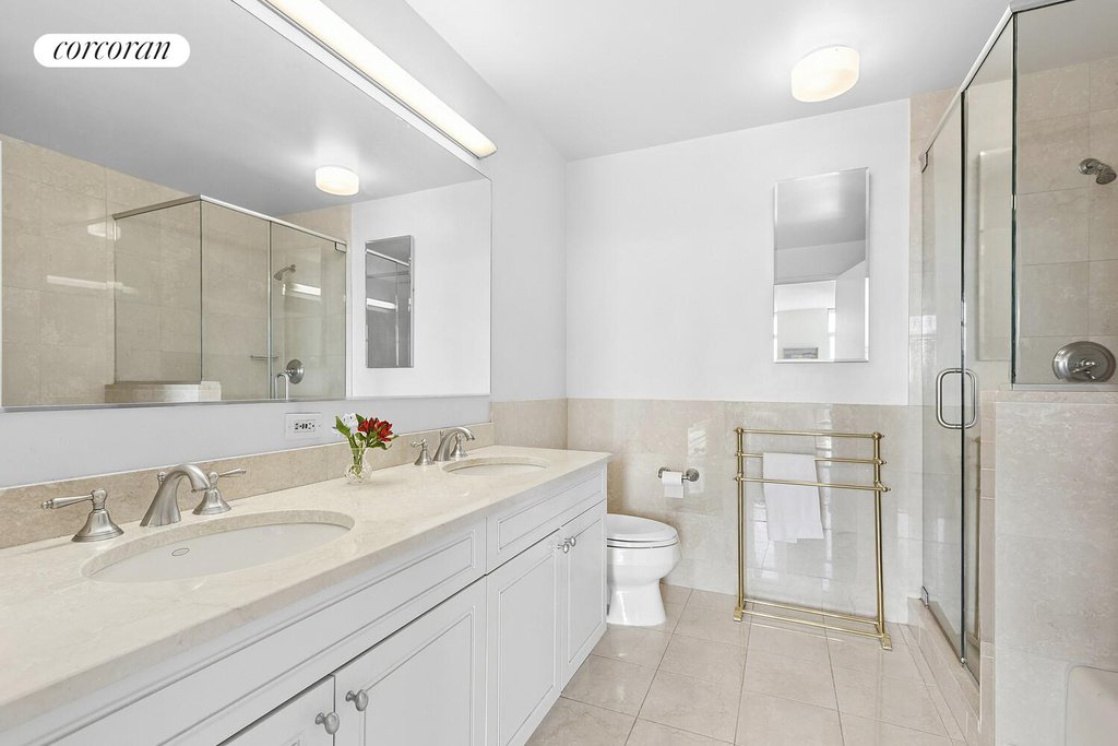 1760 Second Avenue, Unit 32C photo 11