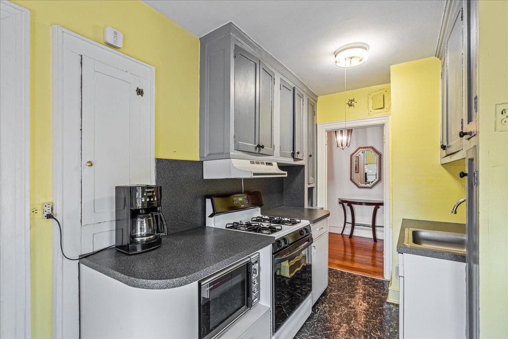 150 Burns Street, Unit 3H/3G photo 9