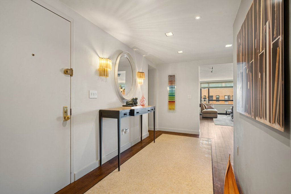 190 East 72nd Street, Unit 17AB