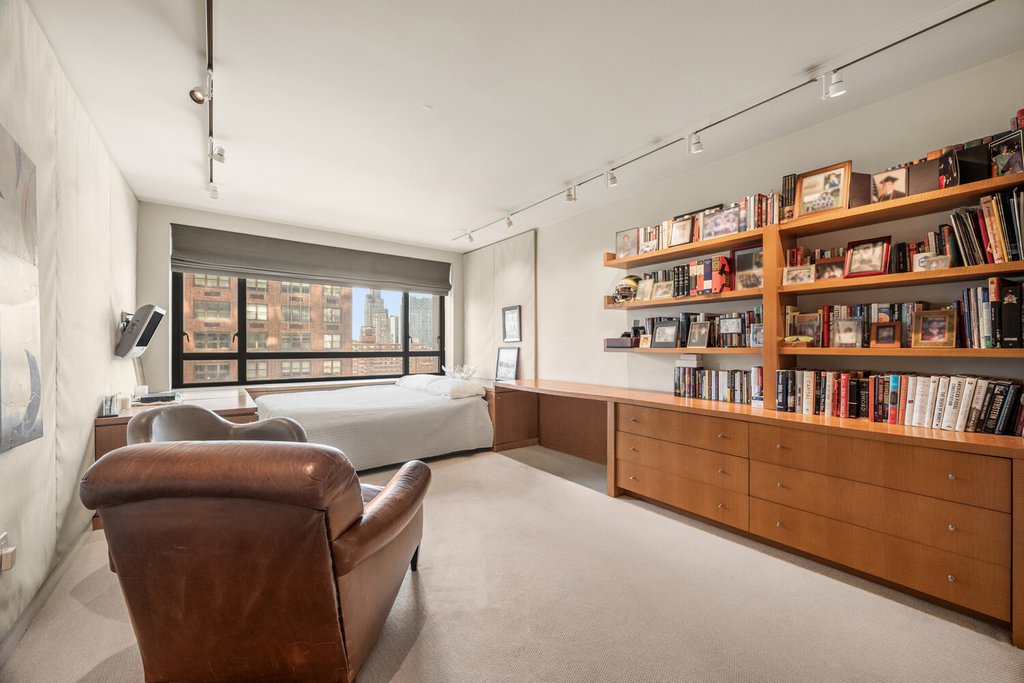 190 East 72nd Street, Unit 17AB photo 11