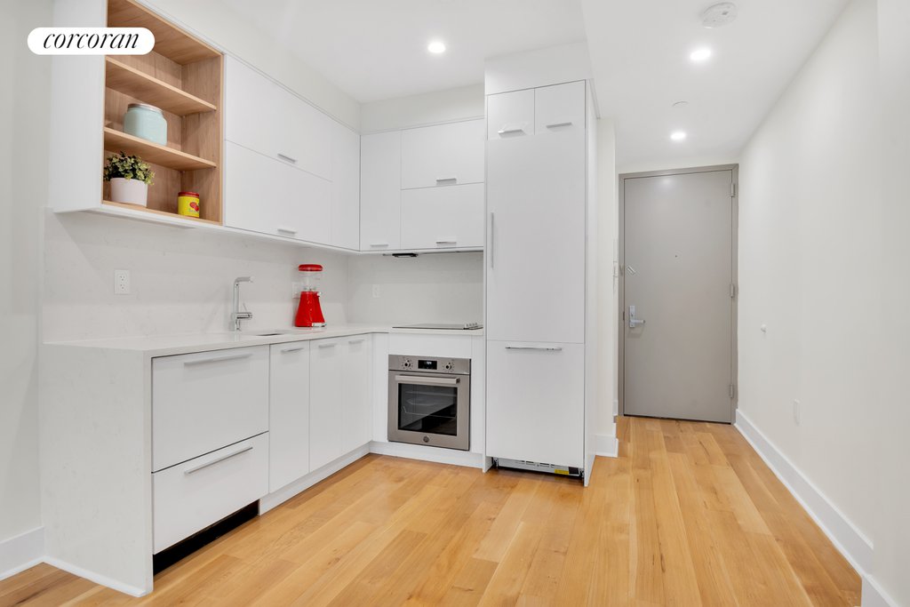 473 Bainbridge Street, Unit 2A photo 3