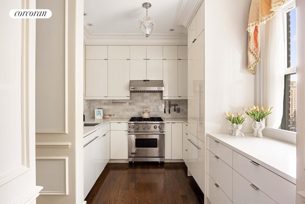 205 West 57th Street, Unit 10DC photo 5