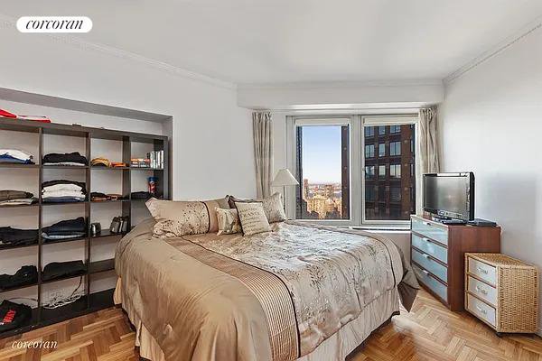 150 West 56th Street, Unit 6003 photo 4