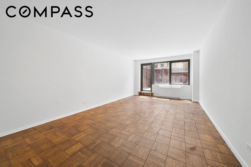 200 East 27th Street, Unit 1G photo 3