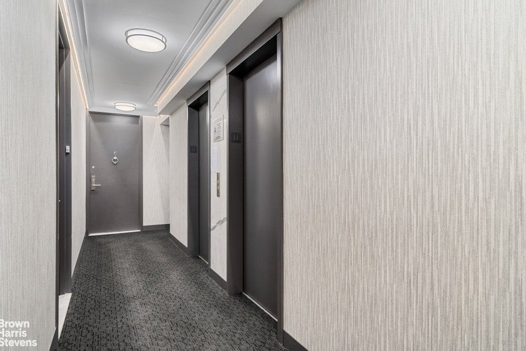 2521 Palisade Avenue, Unit 11B photo 12