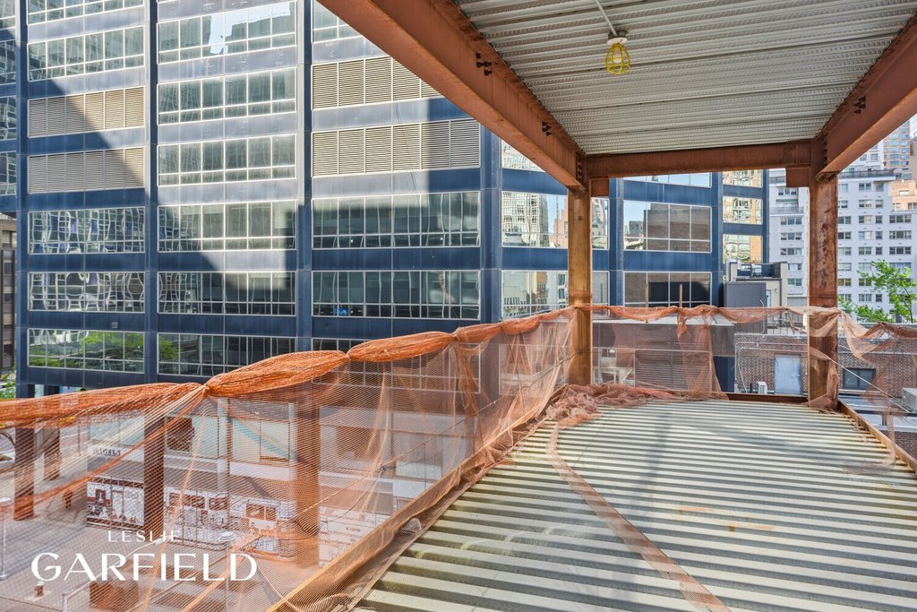 210 East 52nd Street