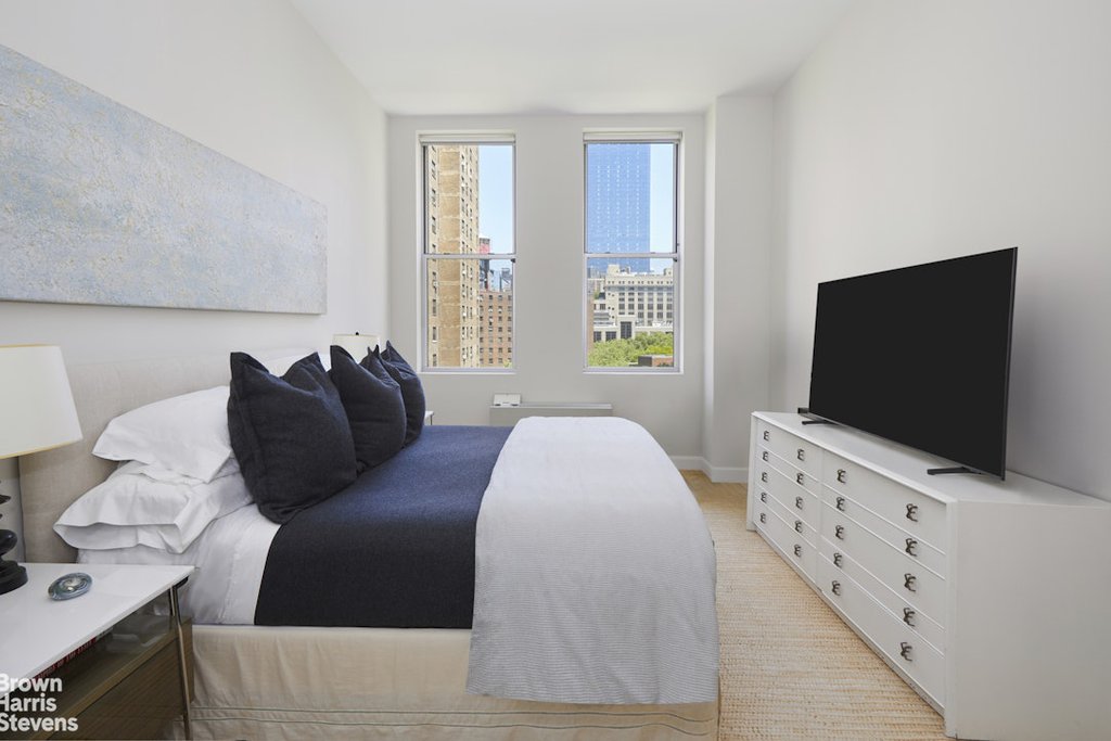 420 West 25th Street, Unit 6C photo 3