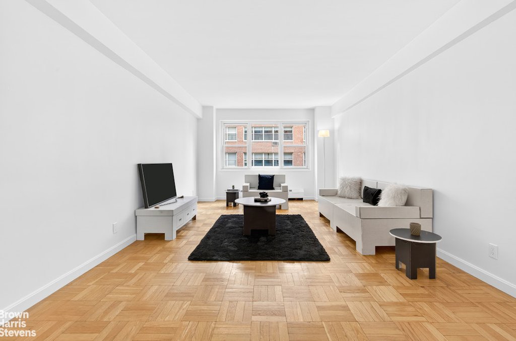 315 East 69th Street, Unit 6L