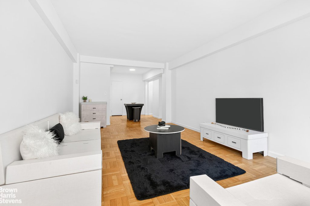 315 East 69th Street, Unit 6L photo 2