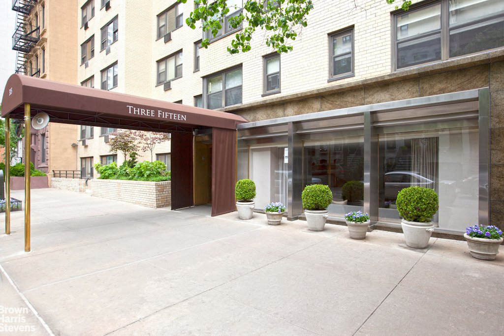 315 East 69th Street, Unit 6L photo 10