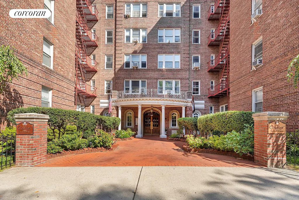76-15 35th Avenue, Unit 6O photo 15