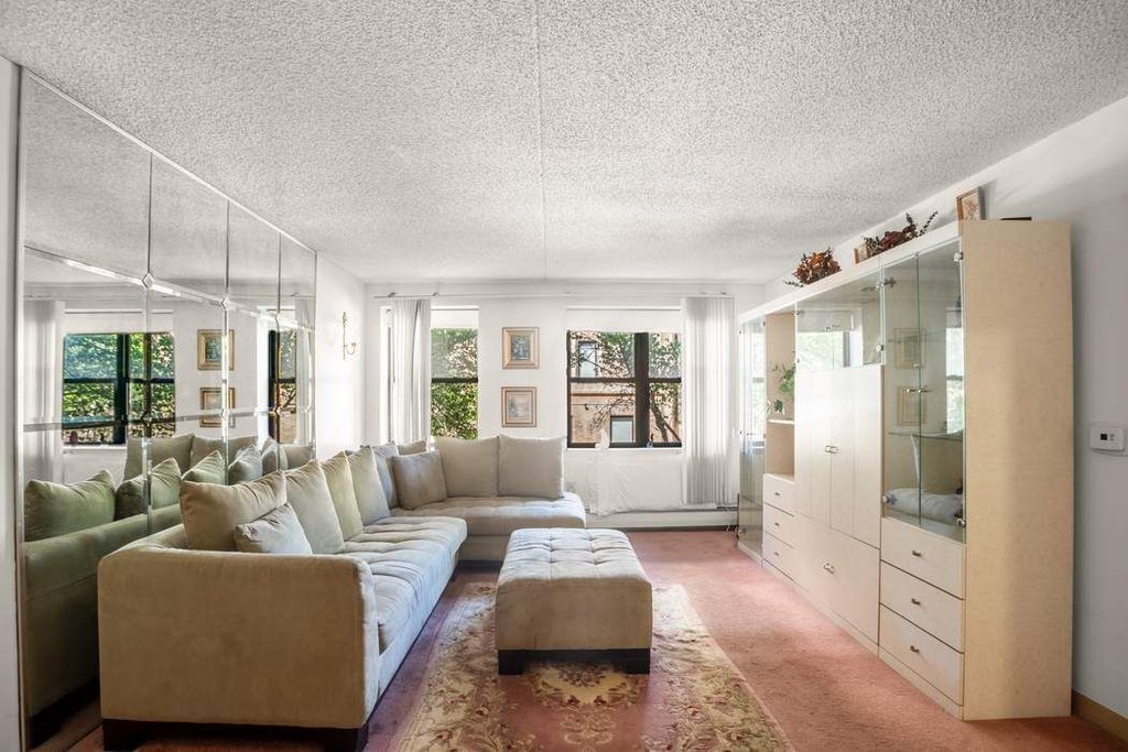 1919 Madison Avenue, Unit 220 photo 3
