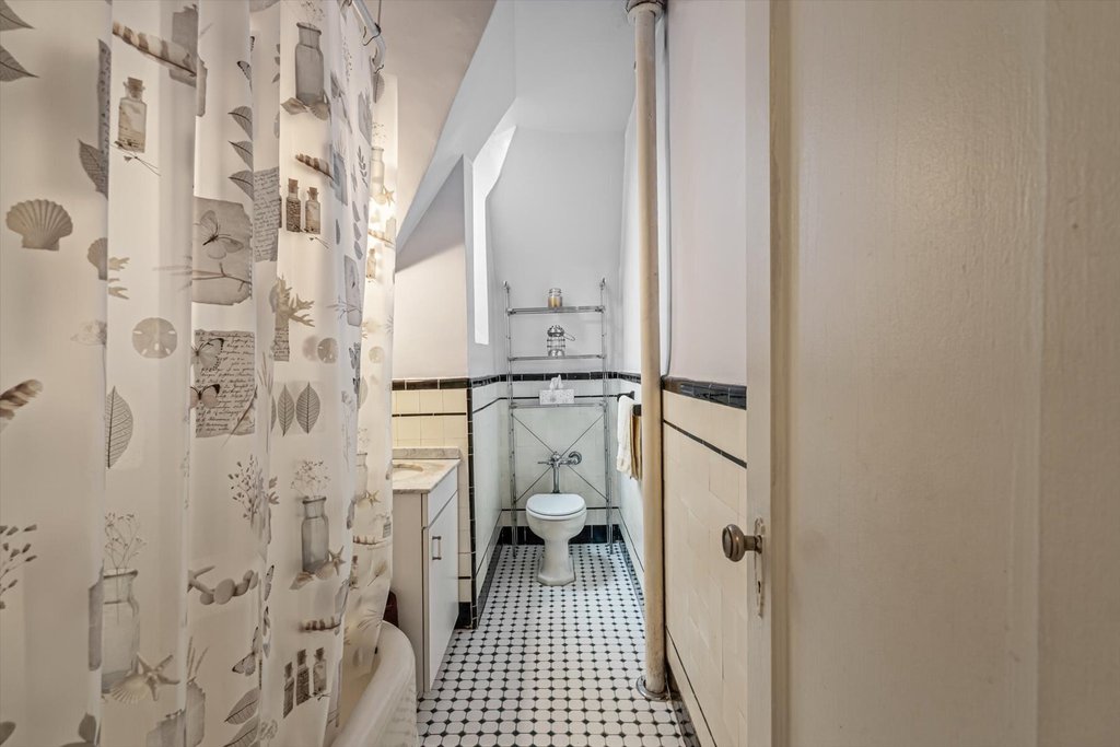 150 Burns Street, Unit 6H photo 11