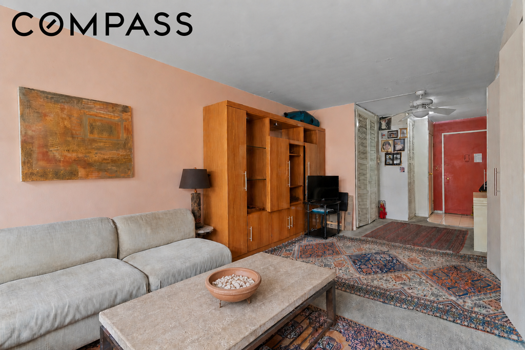 210 East 15th Street, Unit 6D photo 2