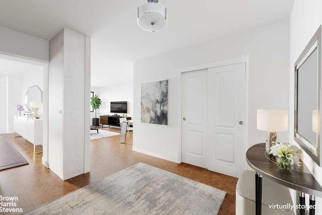 340 East 74th Street, Unit 7K photo 2