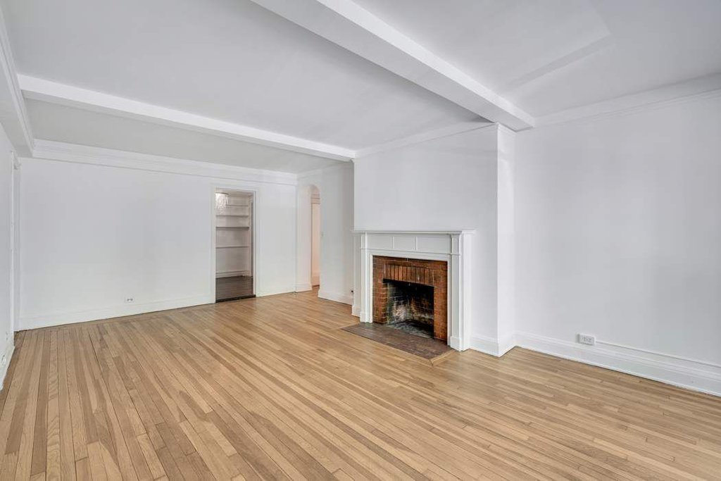 424 East 52nd Street, Unit 2A photo 4