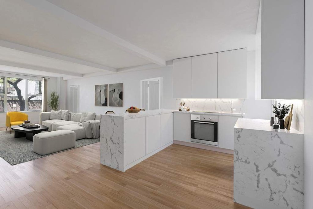 424 East 52nd Street, Unit 2A photo 7