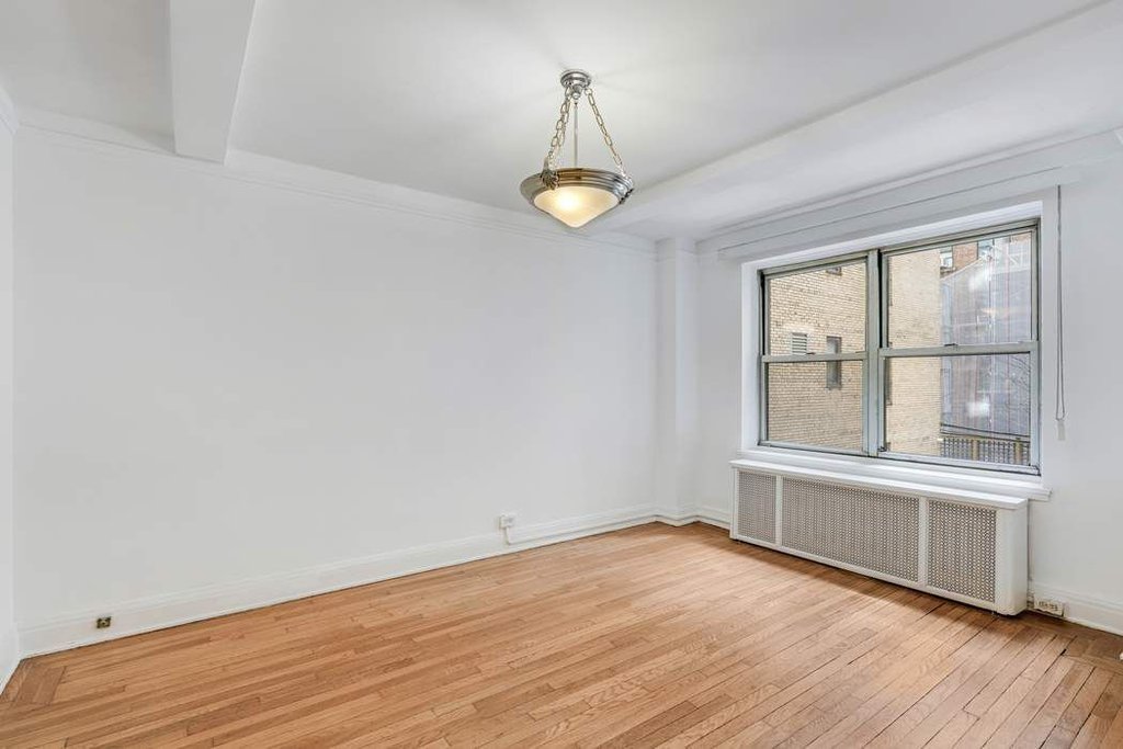 424 East 52nd Street, Unit 2A photo 15