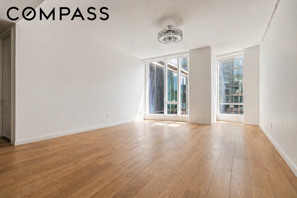 1 West End Avenue, Unit 14E photo 2