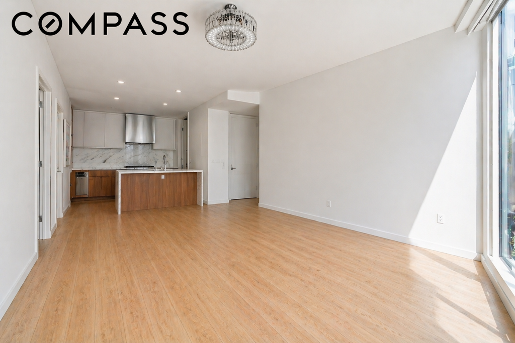 1 West End Avenue, Unit 14E photo 4