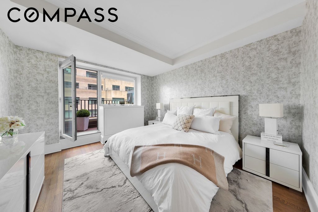 530 Park Avenue, Unit 19G photo 5