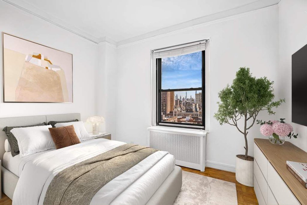 510 West 110th Street, Unit 9F photo 4