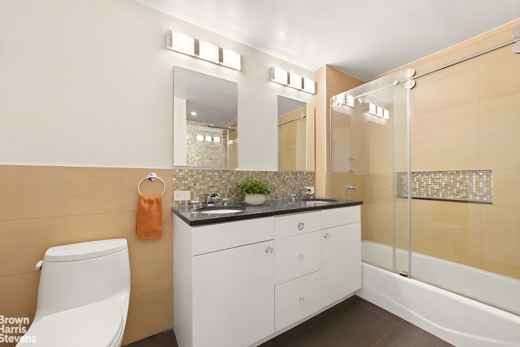 215 East 96th Street, Unit 41H photo 7