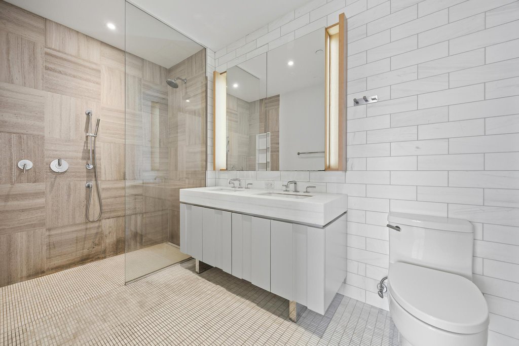 22-18 Jackson Avenue, Unit 409 photo 13