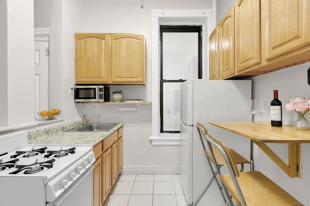 857 Ninth Avenue, Unit 1D photo 4