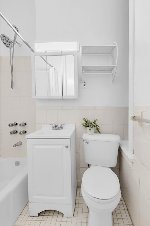 857 Ninth Avenue, Unit 1D photo 7