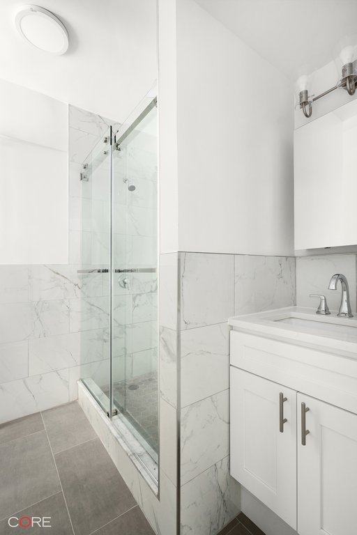 225 East 79th Street, Unit 16E photo 7