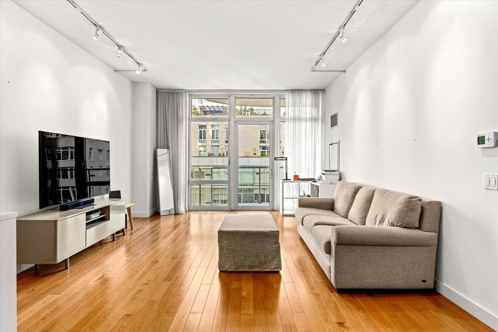 555 West 59th Street, Unit 9A