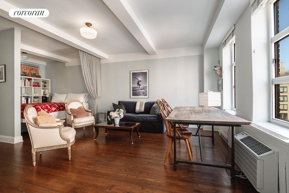 465 West 23rd Street, Unit 14H photo 2