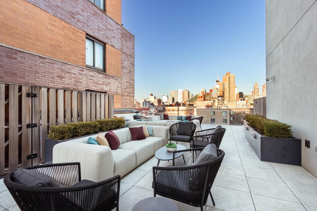 500 West 45th Street, Unit 626 photo 12