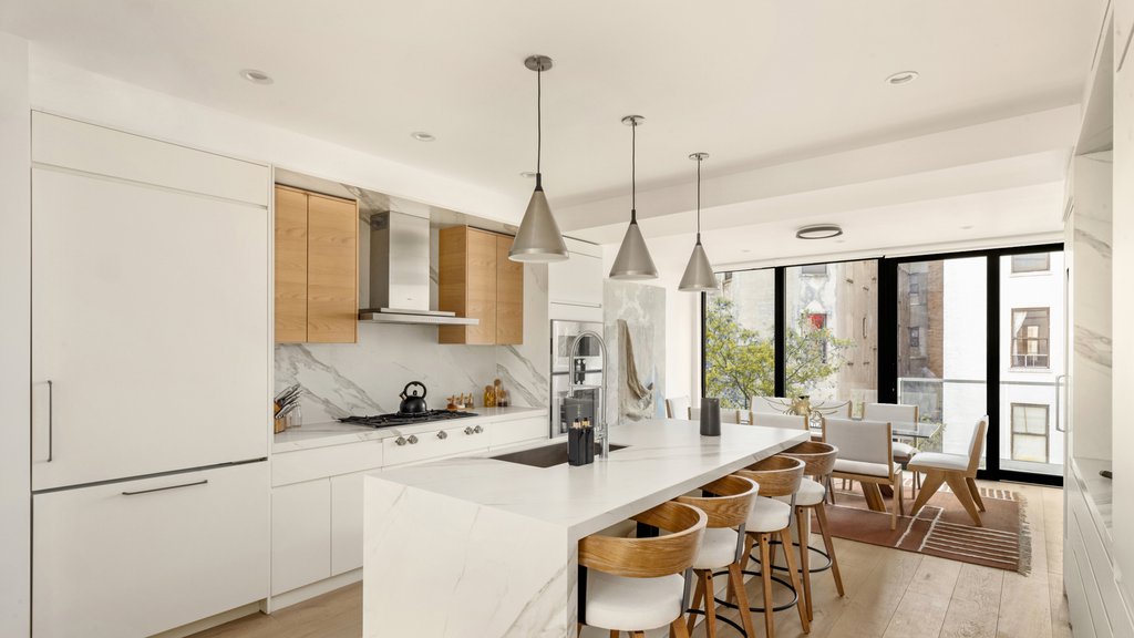 76 West 105th Street, Unit PH