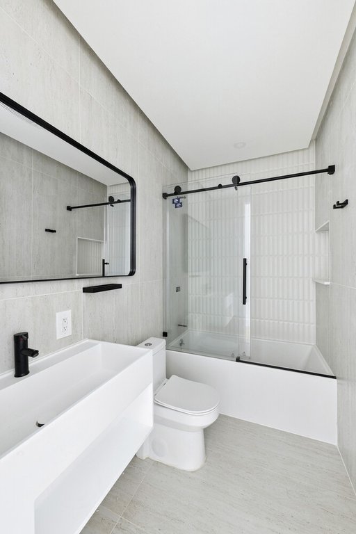 831 Knickerbocker Avenue, Unit PH4 photo 5