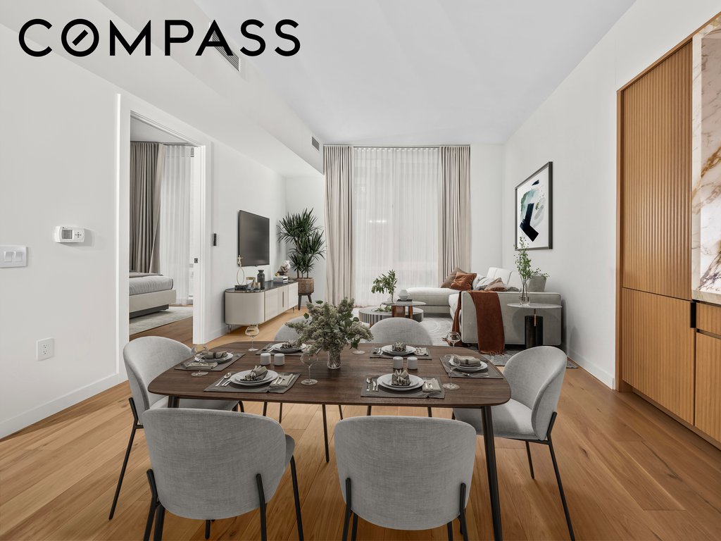 135 East 47th Street, Unit 4F photo 3