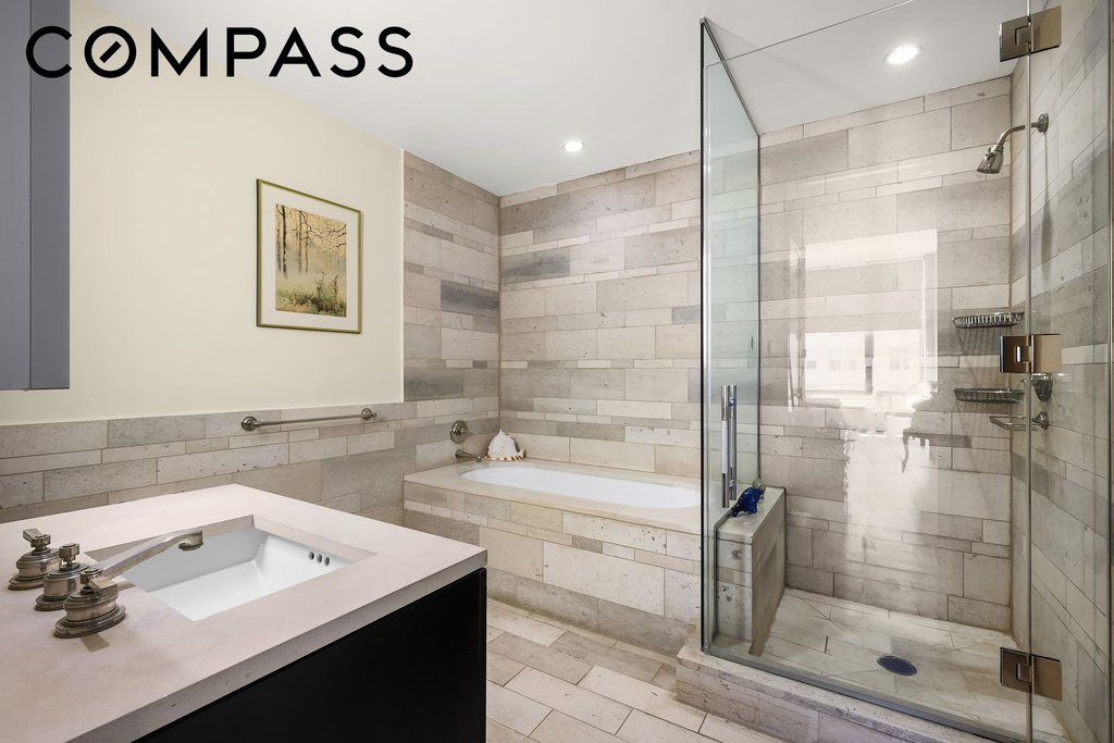 450 East 83rd Street, Unit 4H photo 5