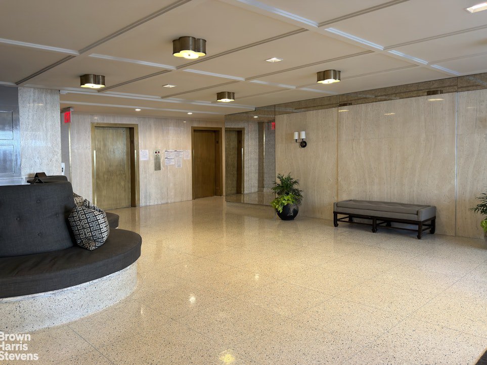 330 Third Avenue, Unit 4B photo 7