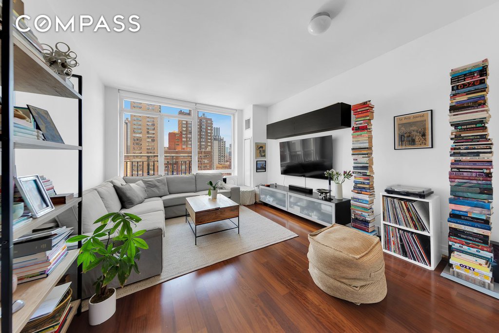 45 Park Avenue, Unit 1005
