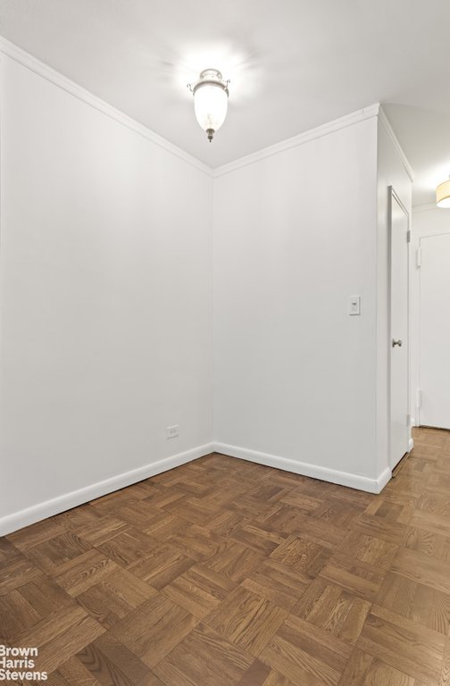 399 East 72nd Street, Unit 3D photo 8