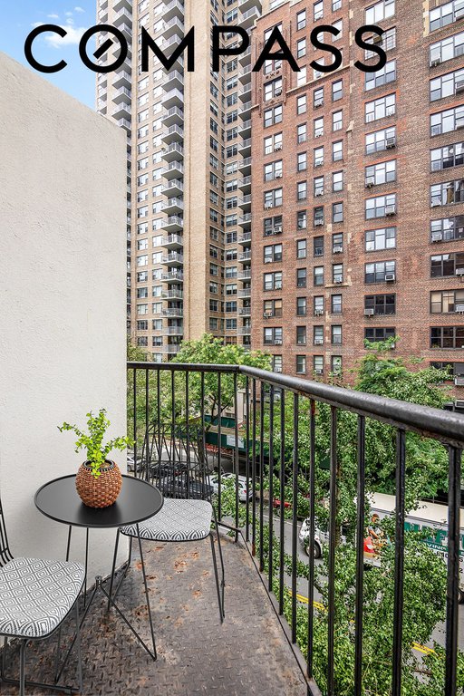 435 East 86th Street, Unit 4E photo 6