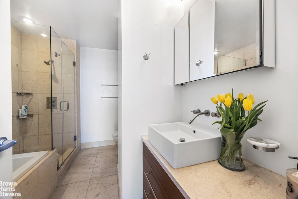 225 West 60th Street, Unit 9C photo 5