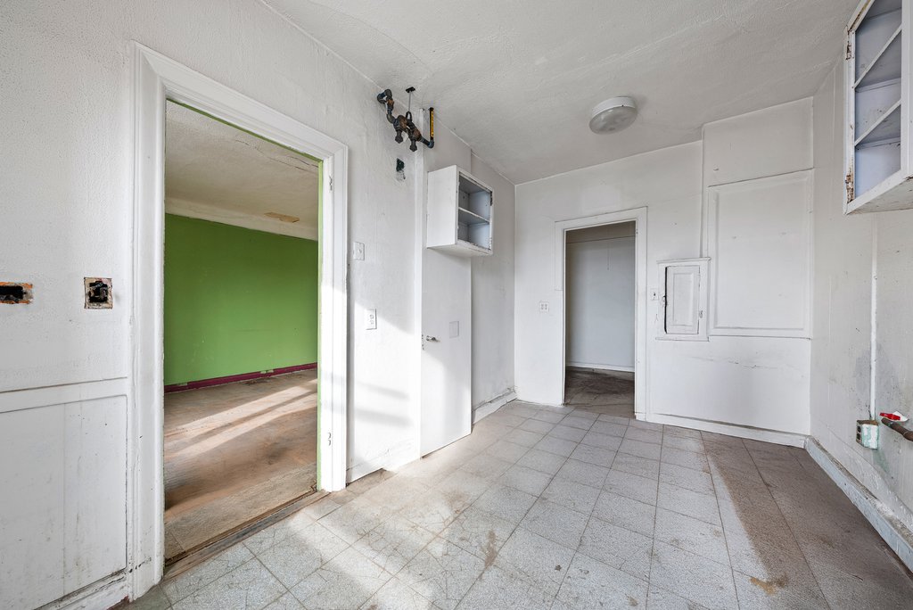 1715 Nelson Avenue, Unit 4B photo 4