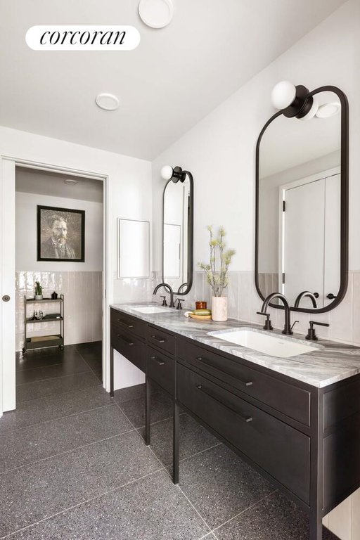 547 West 47th Street, Unit 530 photo 6