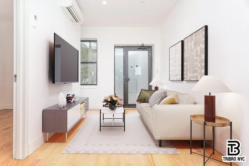 1068 Putnam Avenue, Unit 1B