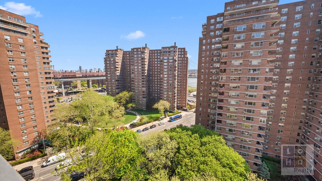 575 Grand Street, Unit E1202 photo 3