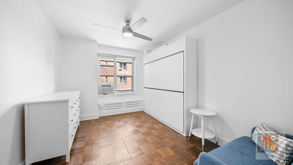 575 Grand Street, Unit E1202 photo 11
