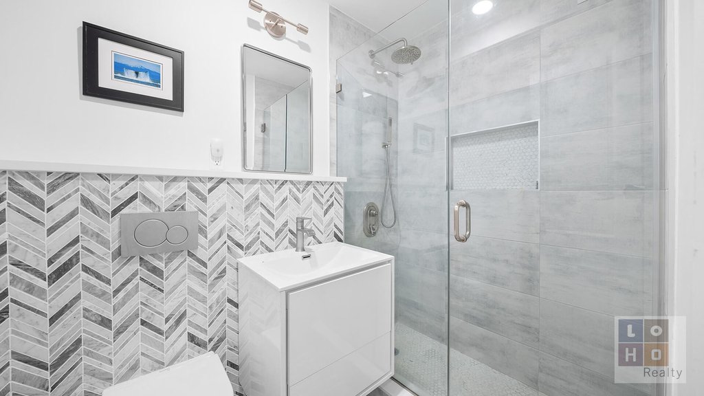 575 Grand Street, Unit E1202 photo 12