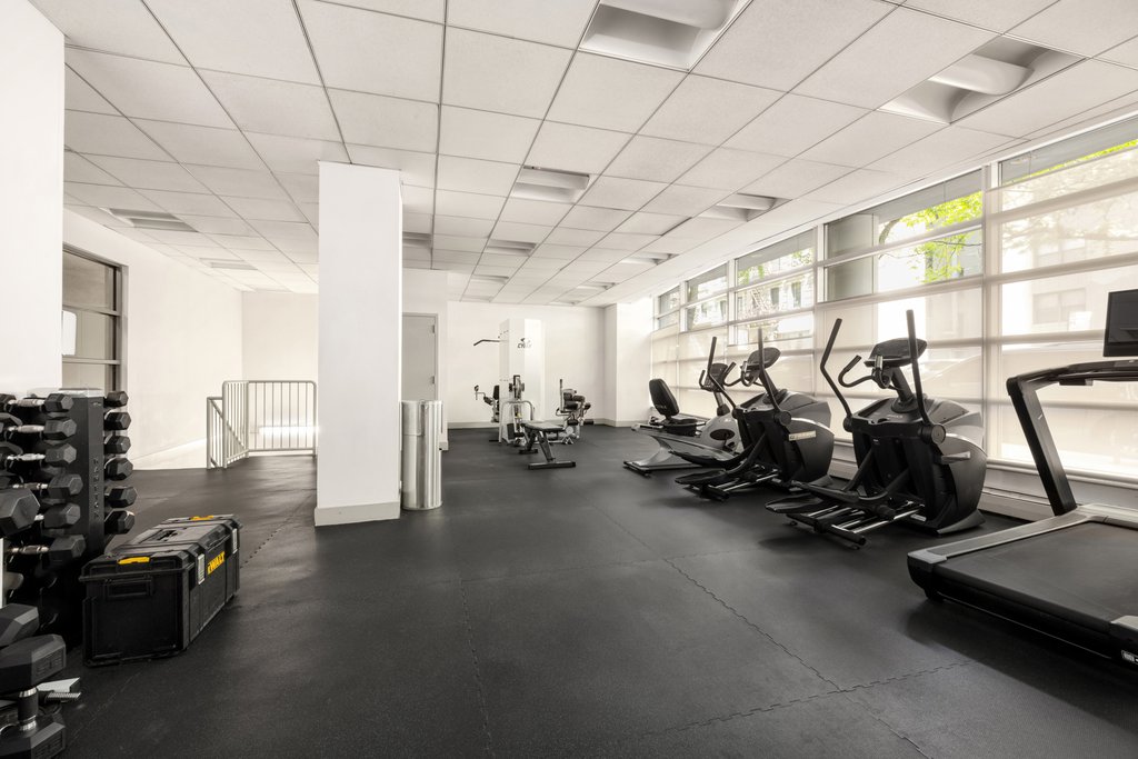 242 East 25th Street, Unit 6A photo 12